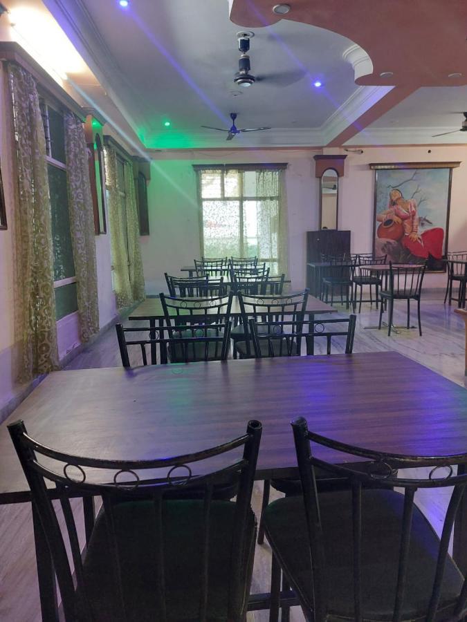 Hotel Shree Villa Harsola ภายนอก รูปภาพ