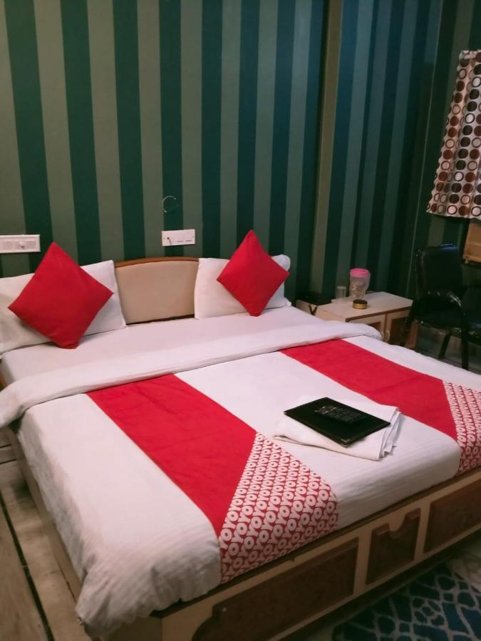 Hotel Shree Villa Harsola ภายนอก รูปภาพ
